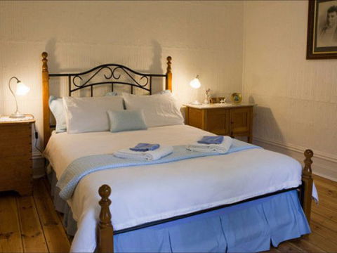 Brown's House Bed & Breakfast - Holiday Sydney 4