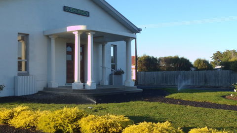 Evergreen - Taree Accommodation 0