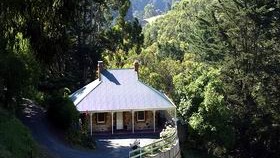 Bishops Adelaide Hills - thumb 0