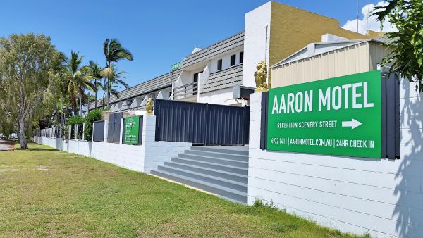 Aaron Motel - thumb 0