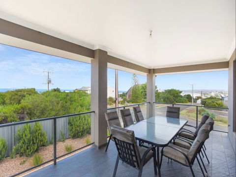 BEAUMONT HOUSE - Carnarvon Accommodation 2