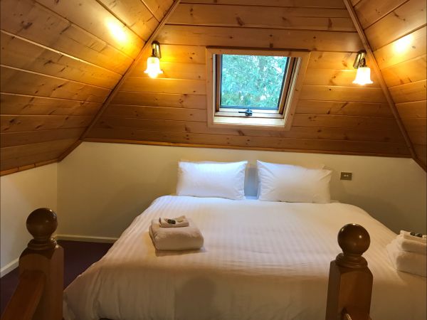 Little Pine Lagoon TAS Accommodation Australia
