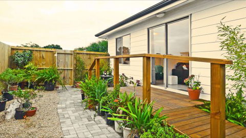 Gumnut Getaway - Couples Creative Art Retreat - Accommodation Australia 0