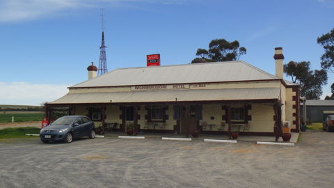 Wildongoleechie Hotel - Kingaroy Accommodation 2