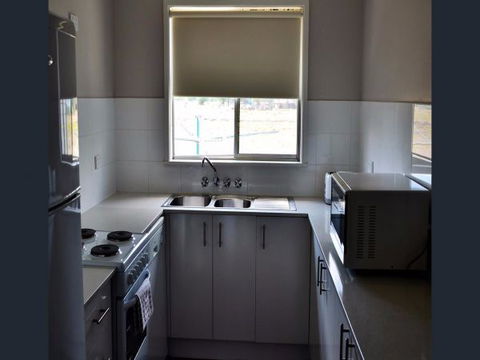 Narrabri West Apartments - WA Accommodation 2
