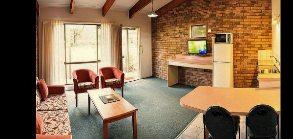 Pinnacle Holiday Lodge - thumb 4