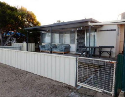 Samuel's Shack - WA Accommodation 3