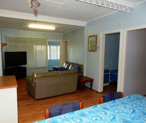 Samuel's Shack - WA Accommodation 5