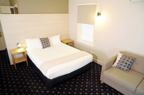 Sovereign Hill Hotel - WA Accommodation 2