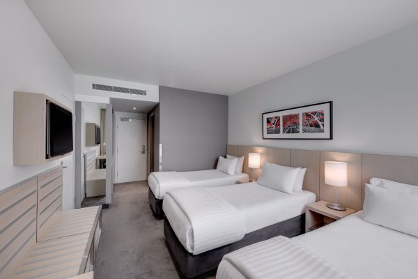 Travelodge Hotel Melbourne Docklands - thumb 2