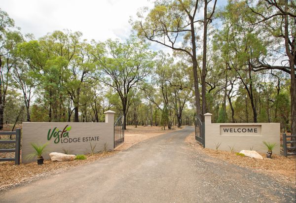 Vista Lodge Estate Image
