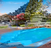Cedar Cottage - Tudor Village Unit 3 - Holiday Melbourne