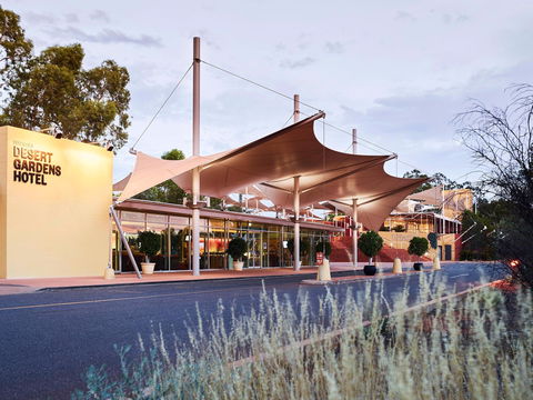 Desert Gardens Hotel - Casino Accommodation 0