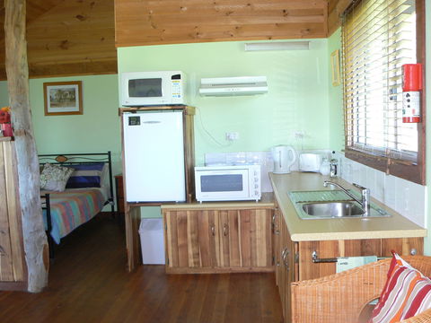 Gaddleen Grove Cottages - Accommodation Australia 2