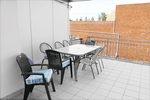 Myola Coogee Accommodation - Holiday Sydney 7