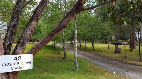 Oyster Cove Chalet - Holiday Sydney 7