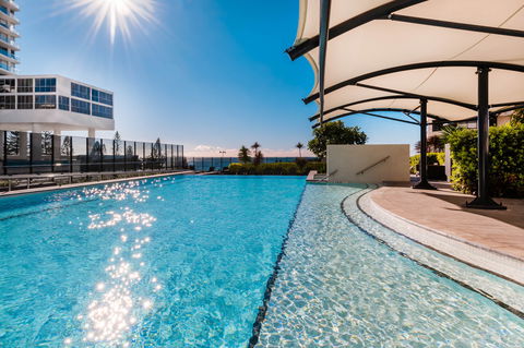 Peppers Broadbeach - Accommodation Find 1