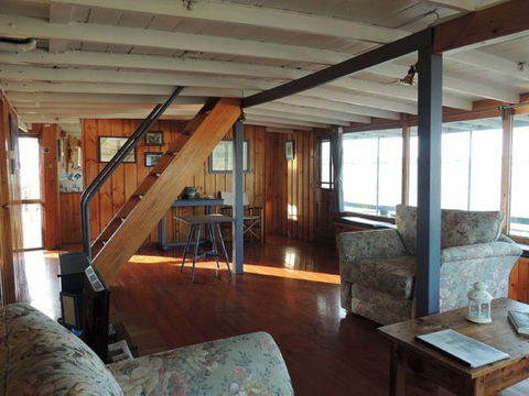 PS Federal Retreat Goolwa - Accommodation Sunshine Coast 2