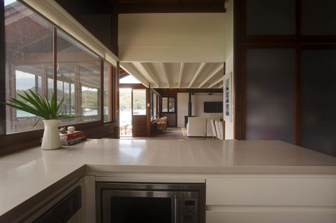 Scotland Island Retreat - Byron Bay Accommodation 8