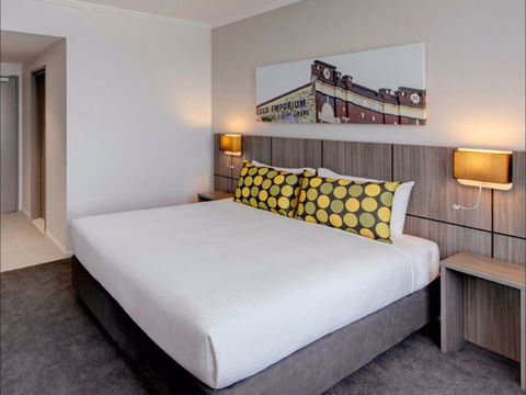 Travelodge Hotel Bankstown Sydney - Accommodation Find 1