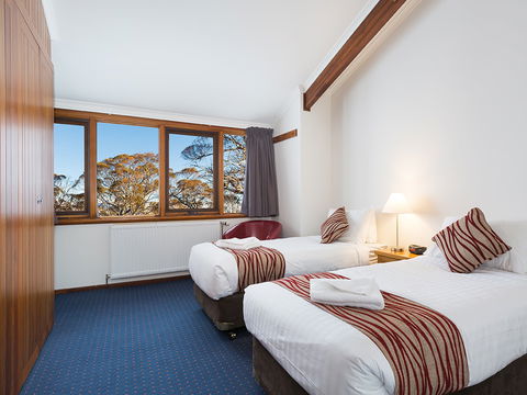 Valhalla Perisher - YWait Travel 4