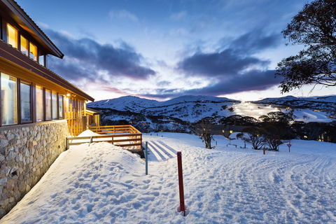 Valhalla Perisher - YWait Travel 8