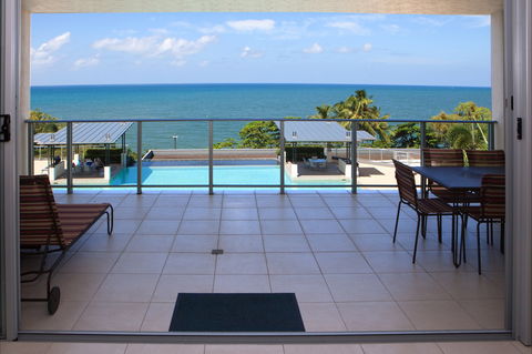 Vue Apartments Trinity Beach - St Kilda Accommodation 9
