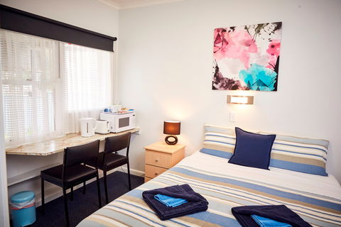 Wattle Grove Motel And Villa - Accommodation Brisbane 2