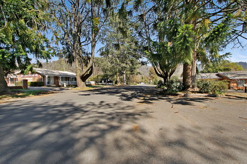 Wood Street Central - Accommodation Nelson Bay 6