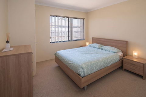 AcrosstheWay - Accommodation Sunshine Coast 8
