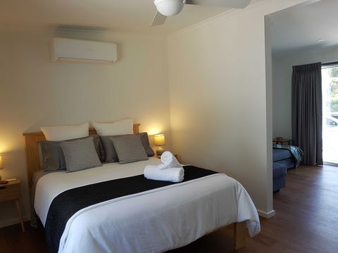 Alkira Studios Fish Creek - Wagga Wagga Accommodation 1