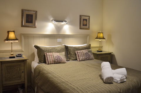 Autumn Affair Cottage 7 - Accommodation Australia 2