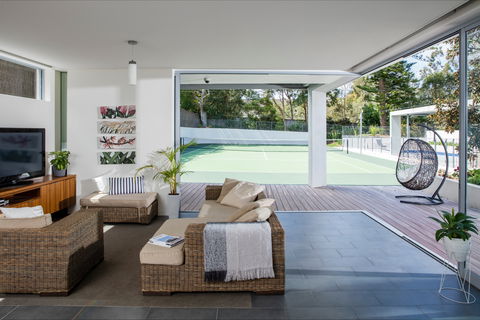 Balgowlah Heights Beach House - Accommodation Find 0