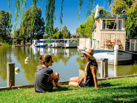 BIG4 NRMA Yarrawonga Mulwala Holiday Park - Accommodation Find 2