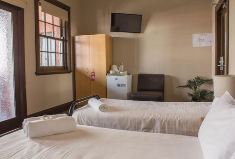 Campsie Hotel - Carnarvon Accommodation 3