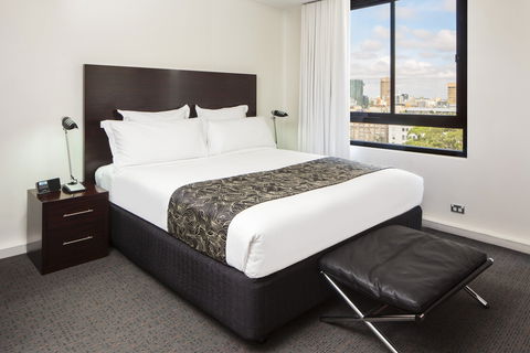Cambridge Hotel Sydney - Holiday Melbourne 4