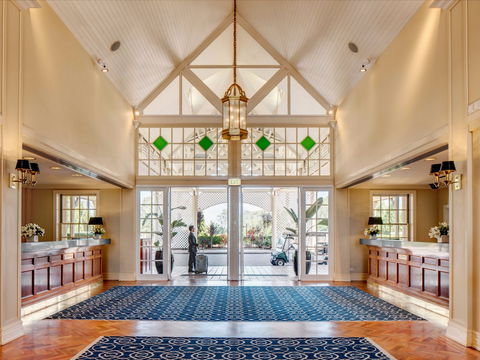 InterContinental Sanctuary Cove Resort - Accommodation Broken Hill 2