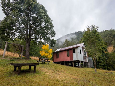 Jacky Barkers Campground - Holiday Sydney 0