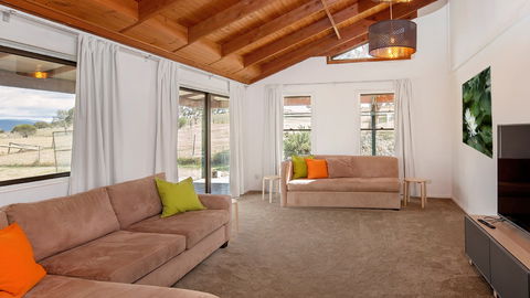 Peak View House - Carnarvon Accommodation 4