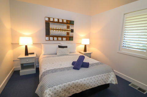 Plover Deluxe Villa 25 - Accommodation Airlie Beach 3