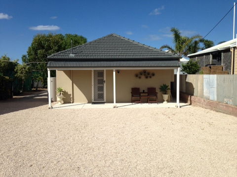 The Porthole - WA Accommodation 0