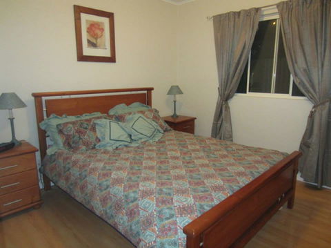 The Porthole - WA Accommodation 4