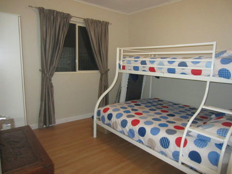 The Porthole - WA Accommodation 5