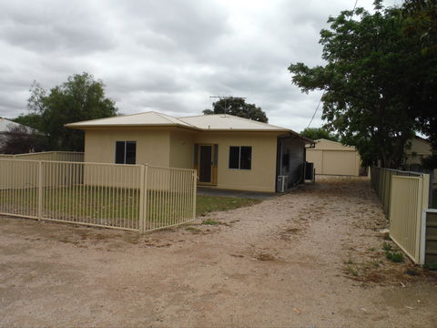 The Shack - WA Accommodation 0