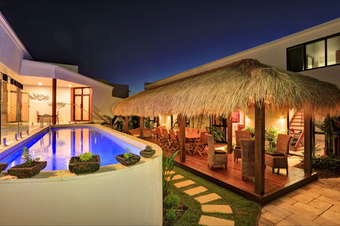 ZEN Beach Retreat - WA Accommodation 1