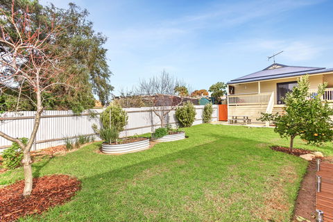 44 Ferguson Road - Quiet And Private And Welcomes Pets - Accommodation Broken Hill 2