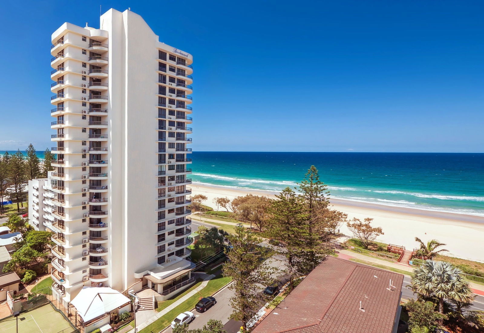  Accommodation Airlie Beach