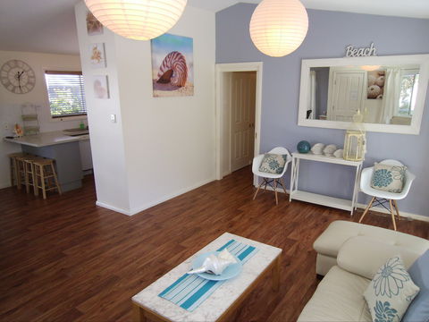 Callala Breeze Beach House - Holiday Melbourne 1