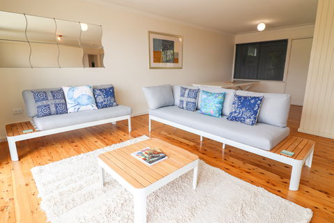 Coastal Horizons At Caves Beach - Holiday Sydney 0