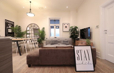 Davcorp Cityscape Executive Apartment - Sunshine Coast Guide 0